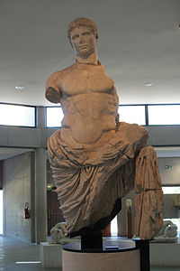 Auguste-arles1